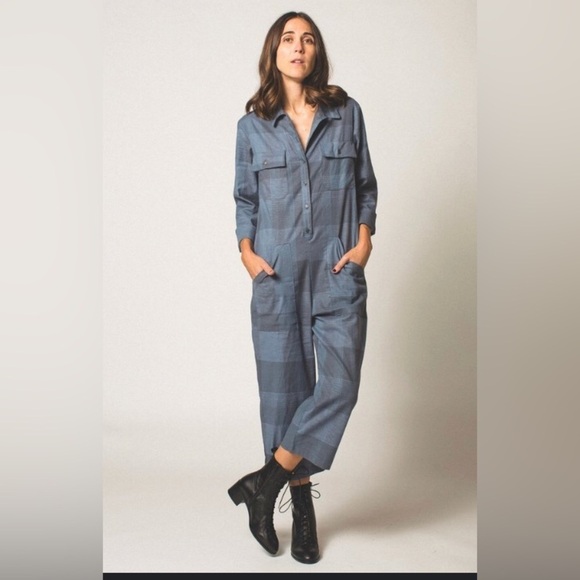 LACAUSA Dali jumpsuit. Utility size XS cropped hemp linen. Plaid. Minimalist - Picture 1 of 8